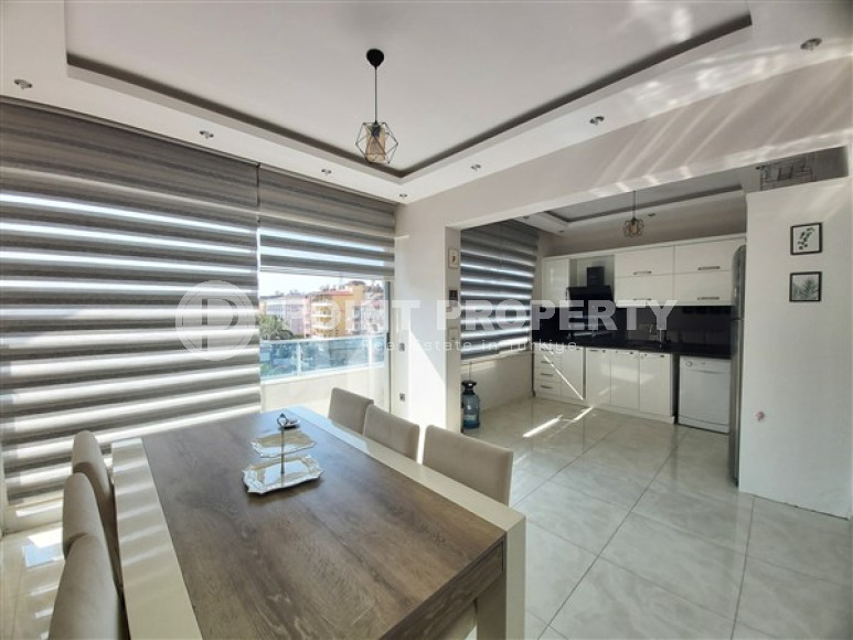 Comfortable 2+1 apartment with an area of 135 m2, in the center of Alanya, Damlatas-id-3500-photo-5