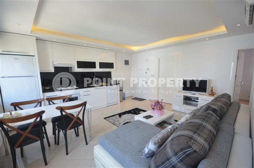 Spacious apartment with a 2+1 layout and an area of 90 m2 in a complex with a private pool and garden in the Oba area, 250 meters from the sea-id-1309-photo-4