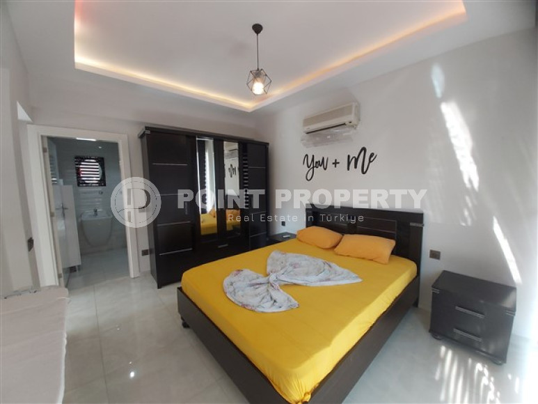 Comfortable 2+1 apartment with an area of 135 m2, in the center of Alanya, Damlatas-id-3500-photo-8