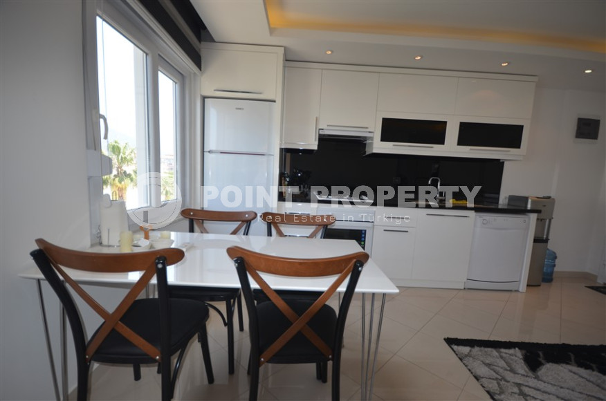 Spacious apartment with a 2+1 layout and an area of 90 m2 in a complex with a private pool and garden in the Oba area, 250 meters from the sea-id-1309-photo-7