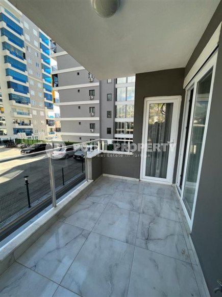 В районе Махмутлар продаются красочные апартаменты 2+1 и 90 м2, в 400 метрах от моря-id-3506-фото-7