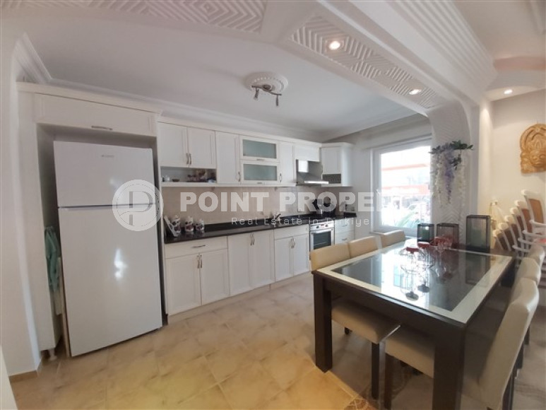 Универсальная добротная квартира (2+1) в центре района Махмутлар всего в 400 метрах от моря.-id-3509-фото-3