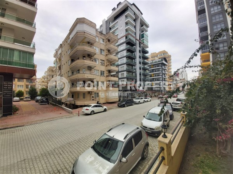 Универсальная добротная квартира (2+1) в центре района Махмутлар всего в 400 метрах от моря.-id-3509-фото-12