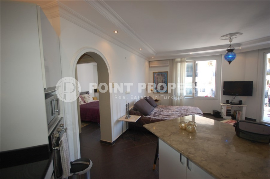 Comfortable three-room apartment 2+1 with an area of 110 m2 from the owner in a large complex in Oba, Alanya, 600 meters from the sea-id-1310-photo-3