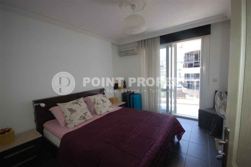 Comfortable three-room apartment 2+1 with an area of 110 m2 from the owner in a large complex in Oba, Alanya, 600 meters from the sea-id-1310-photo-5