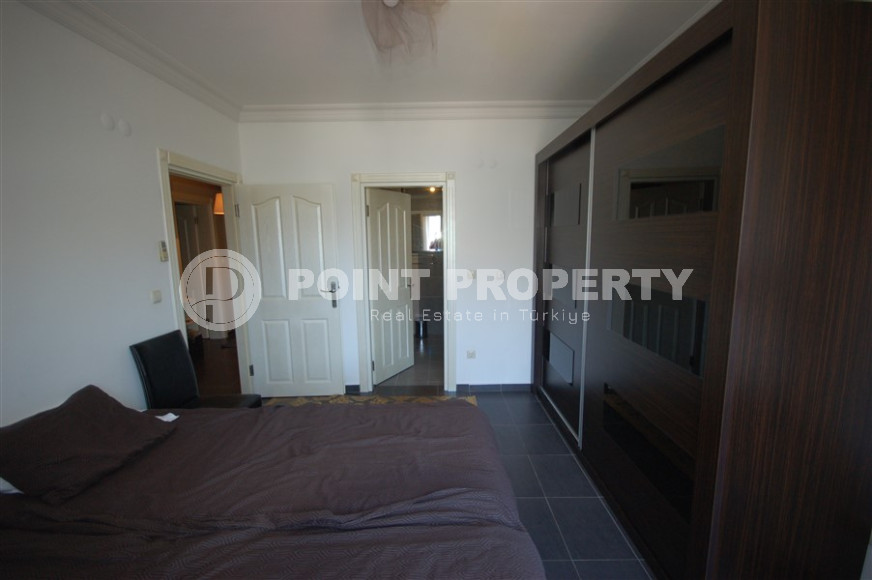 Comfortable three-room apartment 2+1 with an area of 110 m2 from the owner in a large complex in Oba, Alanya, 600 meters from the sea-id-1310-photo-8