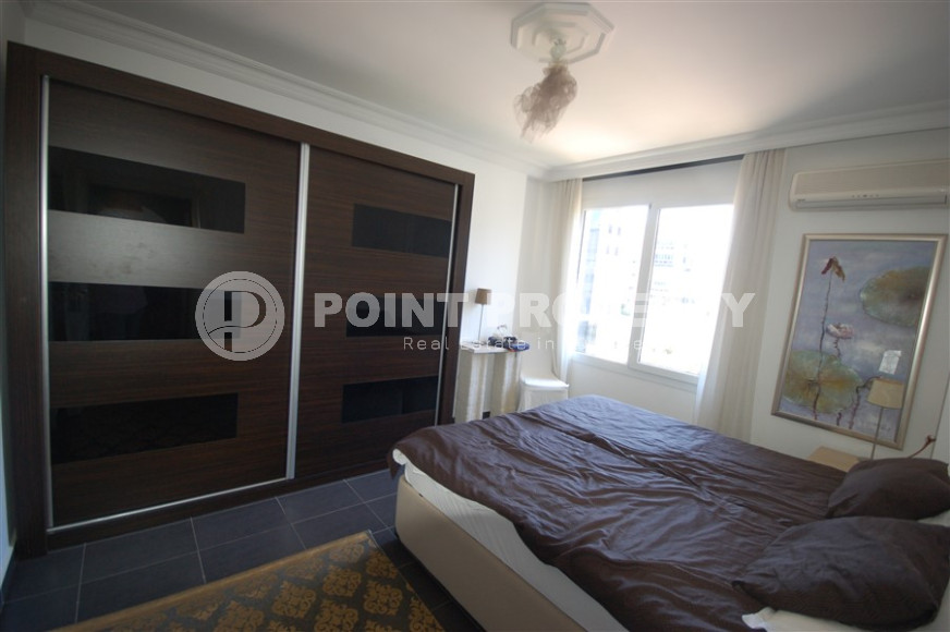 Comfortable three-room apartment 2+1 with an area of 110 m2 from the owner in a large complex in Oba, Alanya, 600 meters from the sea-id-1310-photo-9