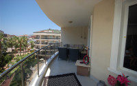 Comfortable three-room apartment 2+1 with an area of 110 m2 from the owner in a large complex in Oba, Alanya, 600 meters from the sea-id-1310-photo-11