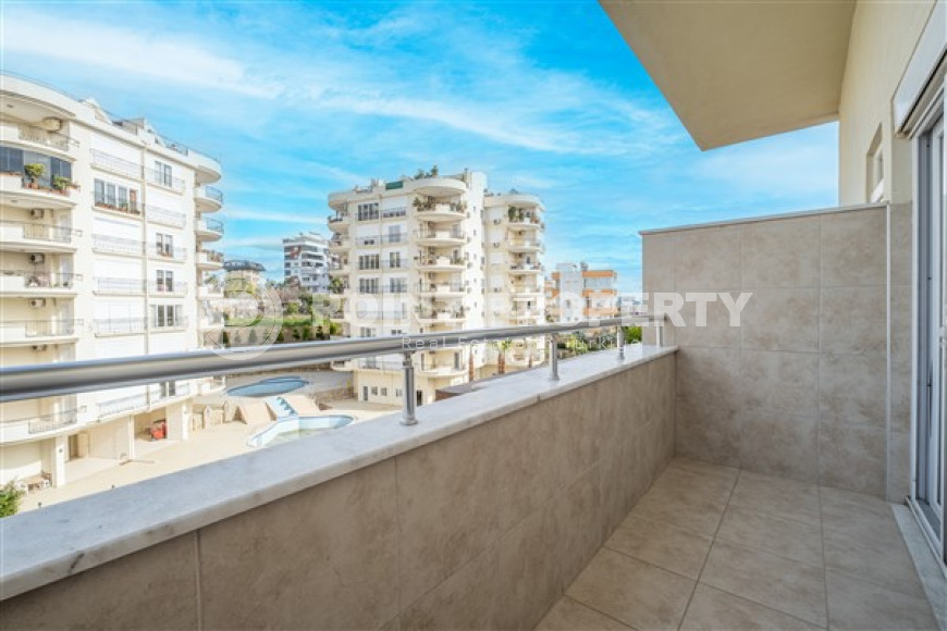 Пентхаус 110м2 недалеко от моря в закрытом жилом комплексе с богатой внутренней инфраструктурой.-id-3519-фото-10