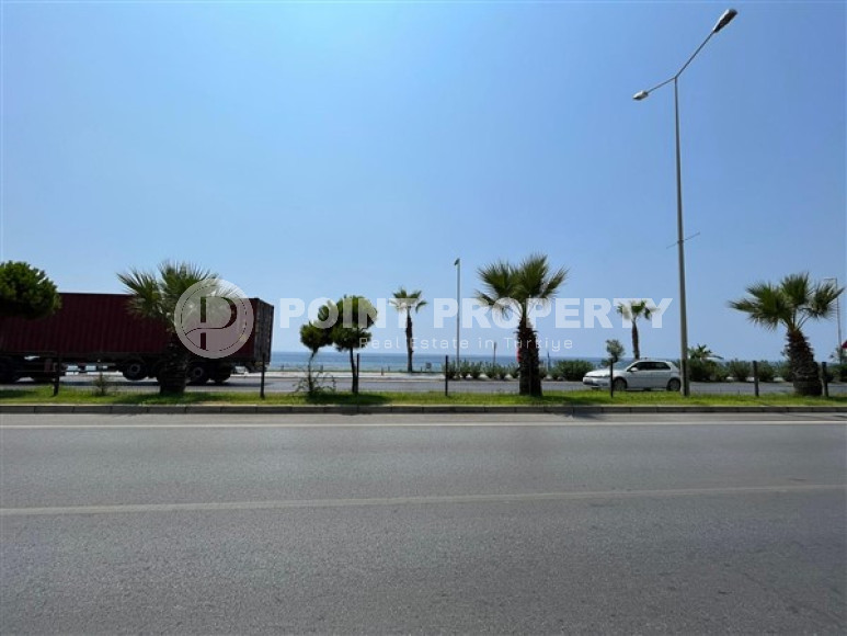 Небольшая двухуровневая квартира 50 м2 на первой линии моря, район Махмутлар-id-3520-фото-14