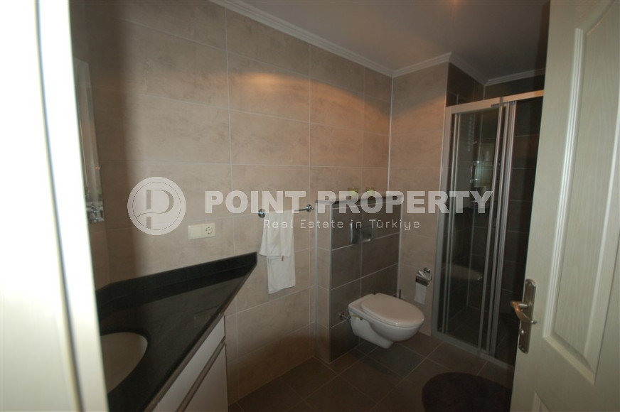 Comfortable three-room apartment 2+1 with an area of 110 m2 from the owner in a large complex in Oba, Alanya, 600 meters from the sea-id-1310-photo-16