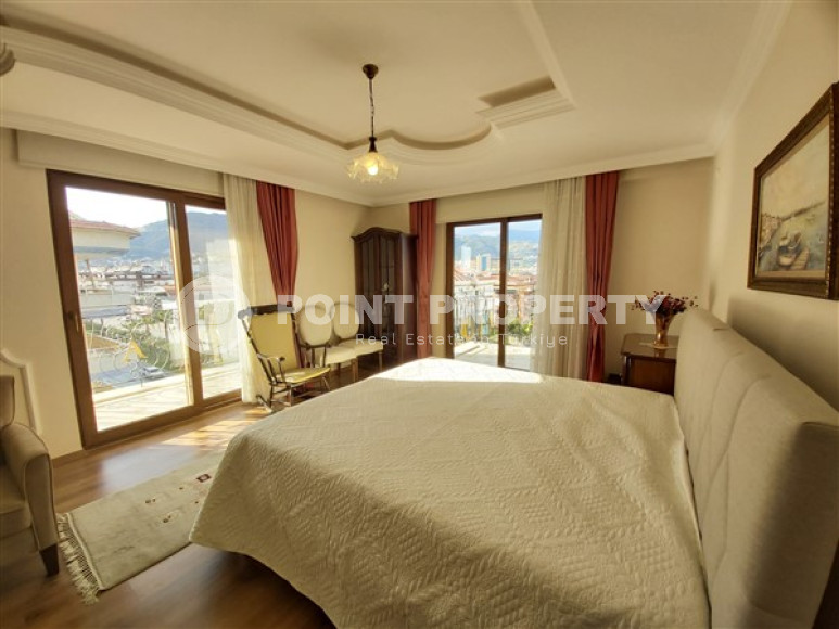 Дворцовый шестикомнатный пентхаус 320 м2 с уникальным интерьером, район нижняя Оба-id-3522-фото-8