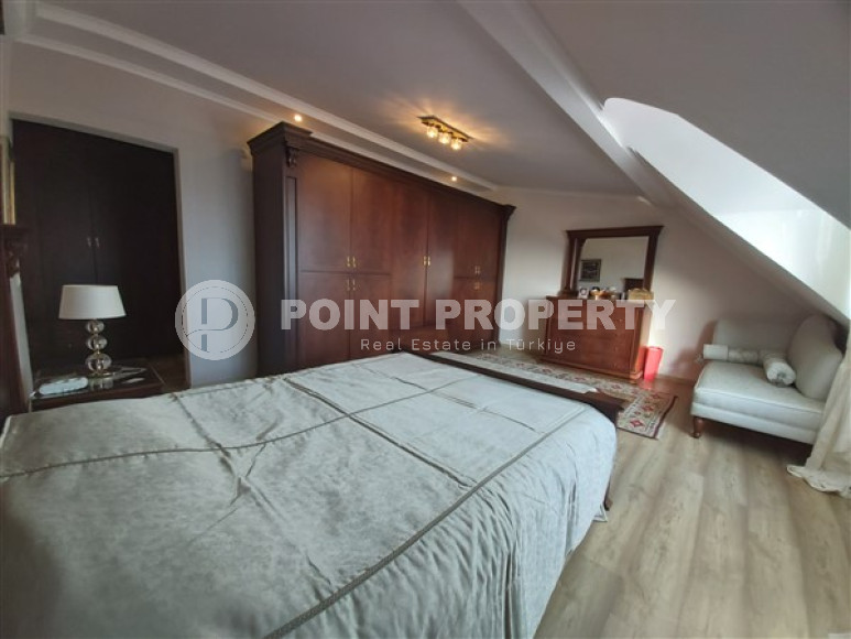 Дворцовый шестикомнатный пентхаус 320 м2 с уникальным интерьером, район нижняя Оба-id-3522-фото-11