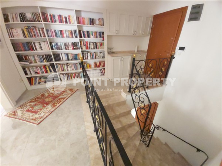 Дворцовый шестикомнатный пентхаус 320 м2 с уникальным интерьером, район нижняя Оба-id-3522-фото-19