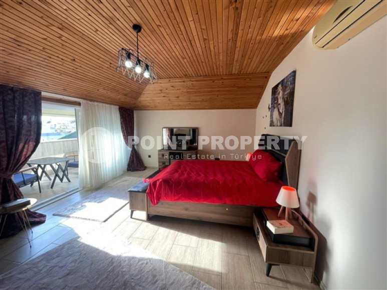 Комфортабельный пентхаус 4+1 и 245 м2 в районе Оба, в 350 метрах от Средиземного моря-id-3524-фото-15