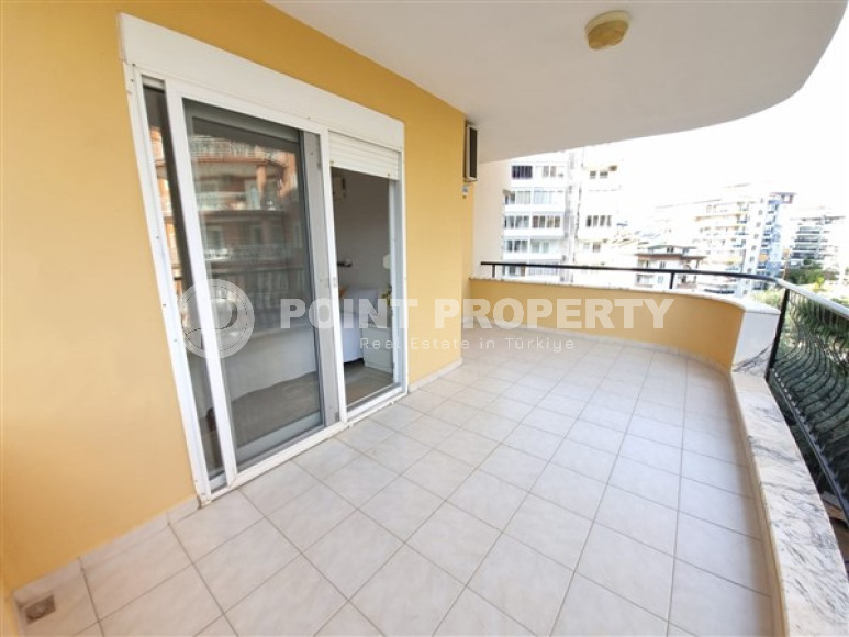 Comfortable apartment 125 m2 with three balconies, Tosmur district-id-3525-photo-16