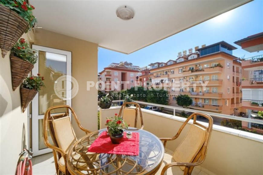 Красивая трёхкомнатная квартира 110 м2, центр Аланьи, с мебелью-id-3528-фото-2