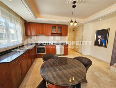 Пентхаус 3+1 195м2 недалеко от моря, в непосредственном соседстве с объектами инфраструктуры.-id-3531-фото-2