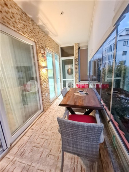 Стильная квартира 2+1 с дизайнерским ремонтом в 400 метрах от моря в самом центре района Оба.-id-3532-фото-3