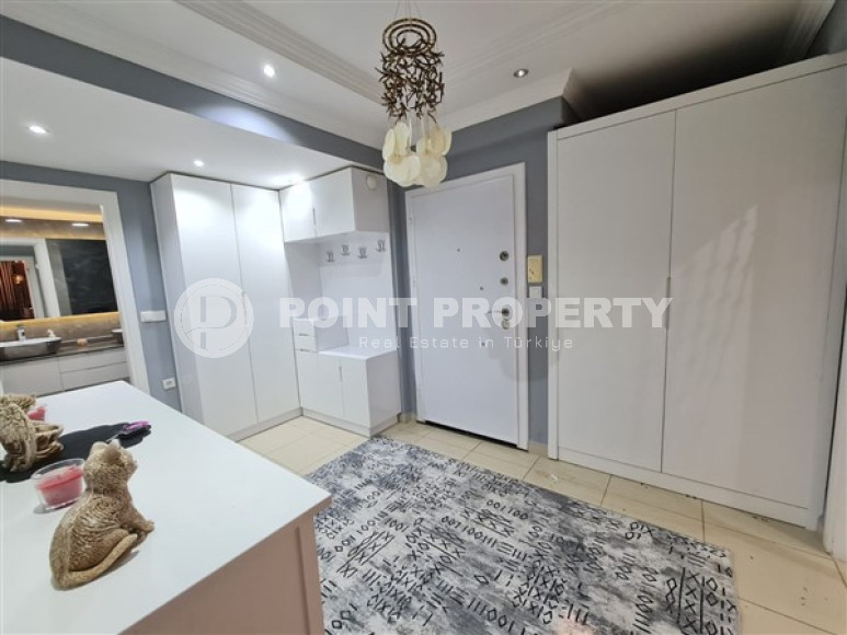 Стильная квартира 2+1 с дизайнерским ремонтом в 400 метрах от моря в самом центре района Оба.-id-3532-фото-6