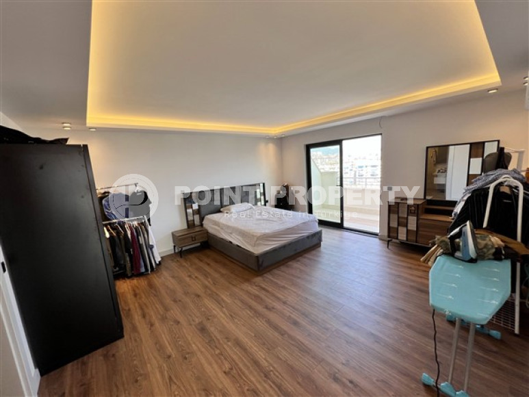 Громадный пятикомнатный пентхаус с общей площадью 520 м2 в районе Махмутлар, с мебелью-id-3543-фото-10