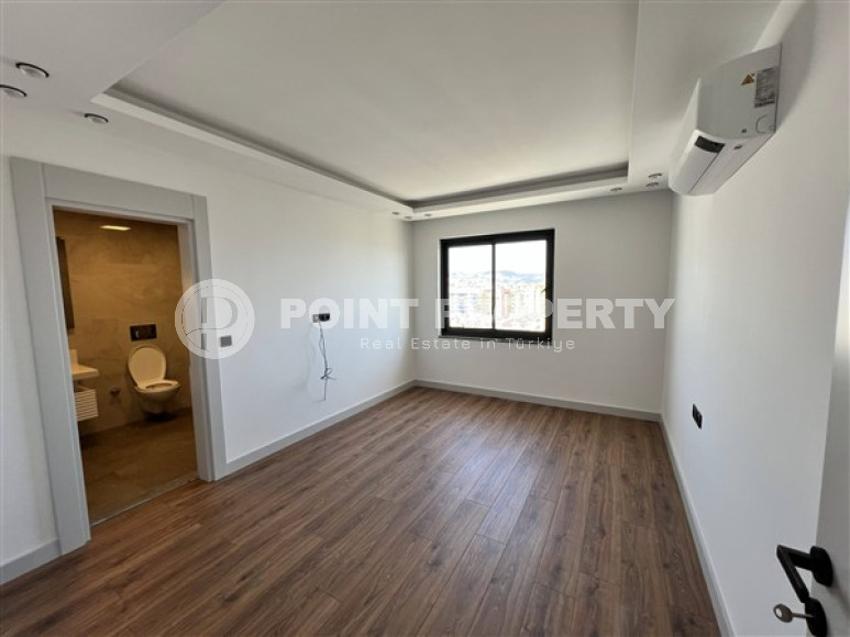 Громадный пятикомнатный пентхаус с общей площадью 520 м2 в районе Махмутлар, с мебелью-id-3543-фото-14