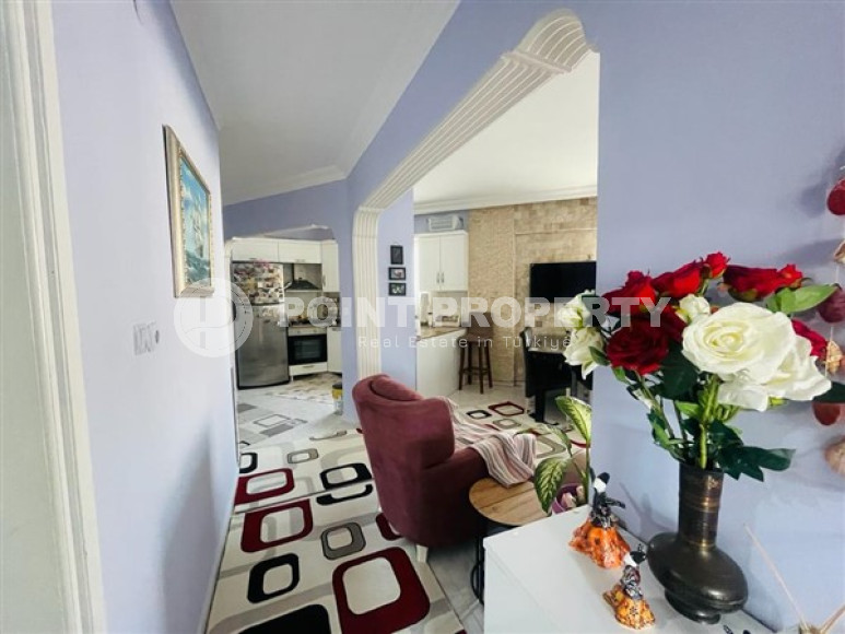 Three-room apartment 2+1 150 meters from the Mediterranean Sea, Oba district-id-3547-photo-3