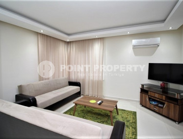 Обустроенные апартаменты 65 м2 с просторным остекленным балконом, район Тосмур-id-3549-фото-1