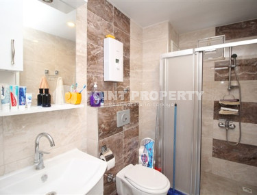 Обустроенные апартаменты 65 м2 с просторным остекленным балконом, район Тосмур-id-3549-фото-5