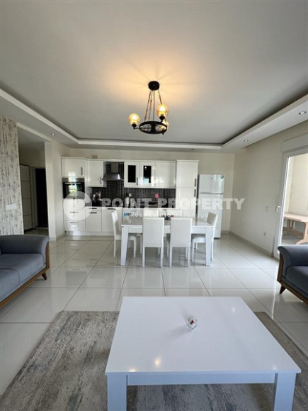 Квартира 1+1 в центре района Кестель в 150 метрах от моря.-id-3553-фото-3