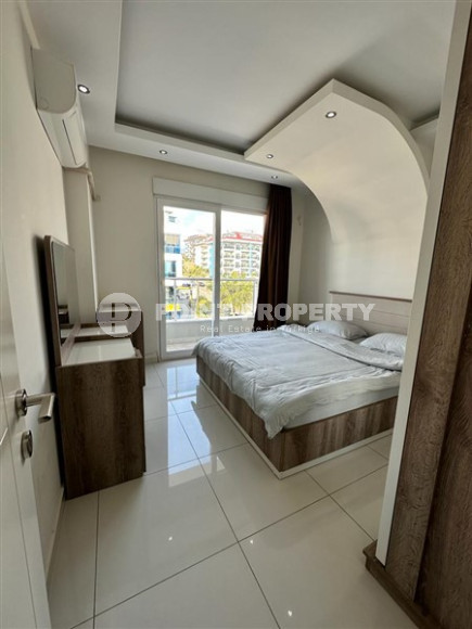 Квартира 1+1 в центре района Кестель в 150 метрах от моря.-id-3553-фото-5