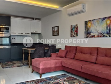 Apartment 1+1 with good stylish renovation within walking distance to the sea and the center of Kargicak.-id-3554-photo-1
