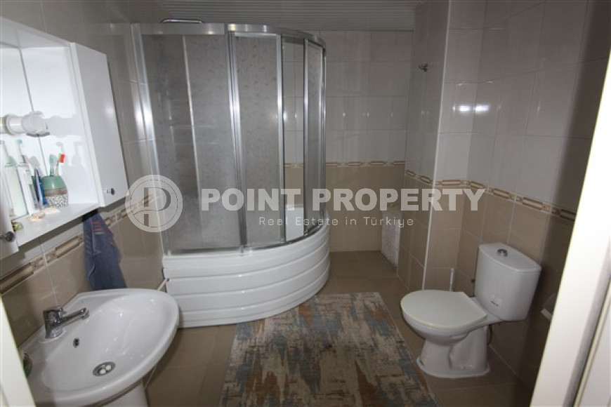 Триплекс 200 м2 с садом и бассейном в элитном районе Каргыджак.-id-3559-фото-10