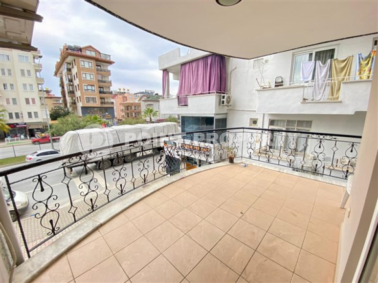 Меблированная квартира 130 м2 с двумя спальнями в 300 метрах от центра района Оба-id-3566-фото-7