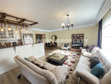 Просторные апартаменты 100 м2 в самой центре района Нижняя оба.-id-3574-фото-1