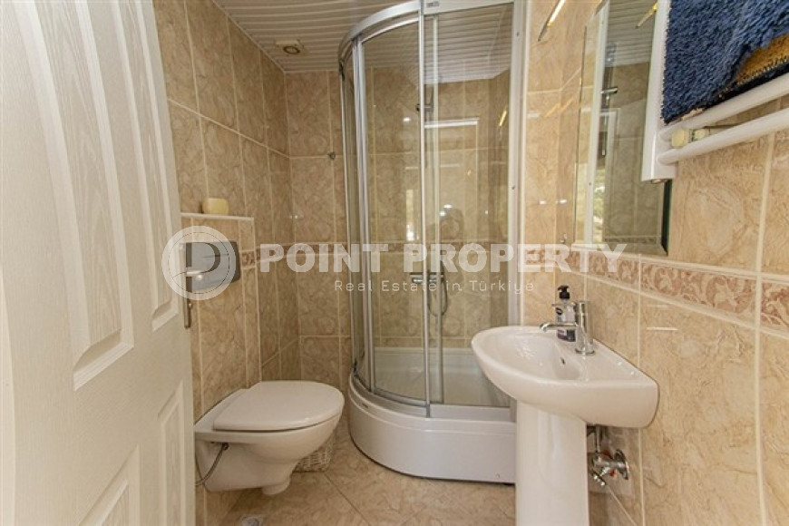 Duplex on the 9th floor with attic with stunning panoramic views of the sea and mountains.-id-3594-photo-10