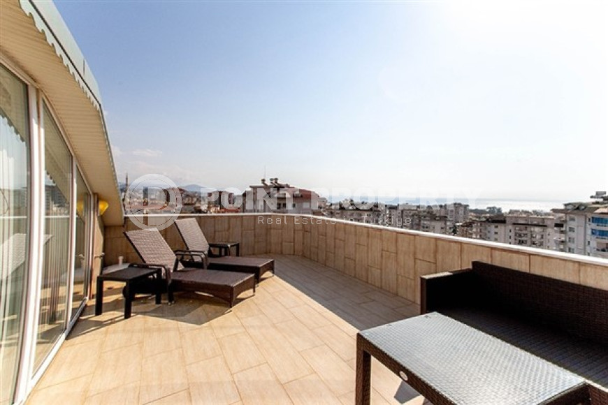 Duplex on the 9th floor with attic with stunning panoramic views of the sea and mountains.-id-3594-photo-13