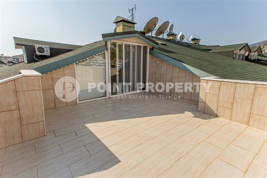 Duplex on the 9th floor with attic with stunning panoramic views of the sea and mountains.-id-3594-photo-14