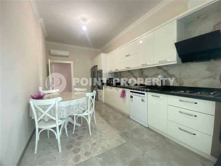 Большая квартира 3+1 общей площадью 150 м2 в престижном районе Оба.-id-3595-фото-5