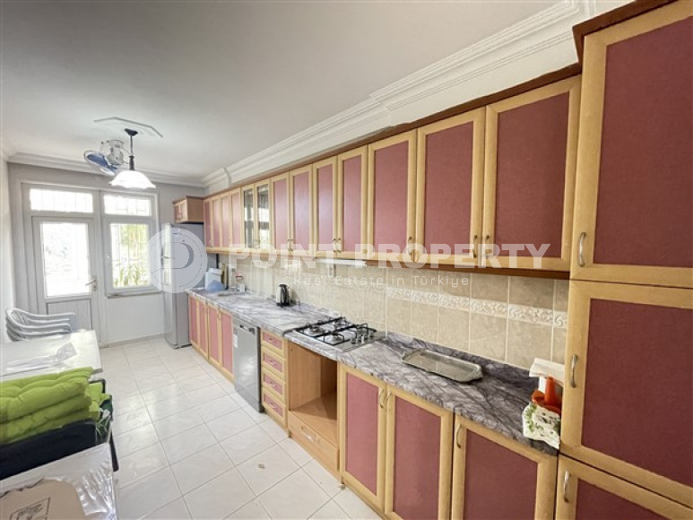 Апартаменты 3+1 на 1-м этаже в нескольких минутах ходьбы от центра Алании.-id-3597-фото-7