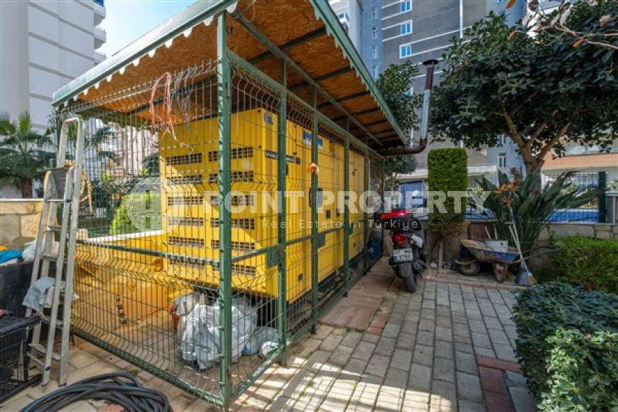 Spacious one bedroom apartment in the center of Mahmutlar.-id-3598-photo-14