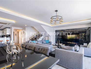 Роскошная вилла 3+1 с панорамным видом на море в районе Каргыджак.-id-3599-фото-2