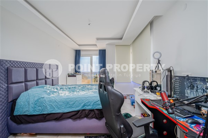 Роскошная вилла 3+1 с панорамным видом на море в районе Каргыджак.-id-3599-фото-9