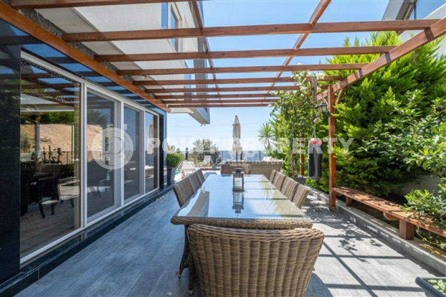 Роскошная вилла 3+1 с панорамным видом на море в районе Каргыджак.-id-3599-фото-14