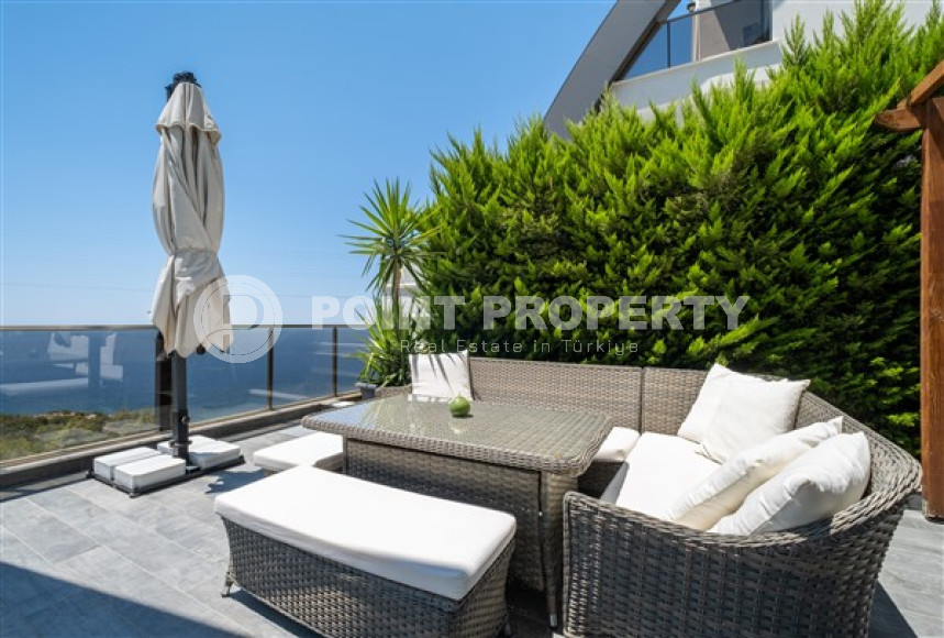 Роскошная вилла 3+1 с панорамным видом на море в районе Каргыджак.-id-3599-фото-22