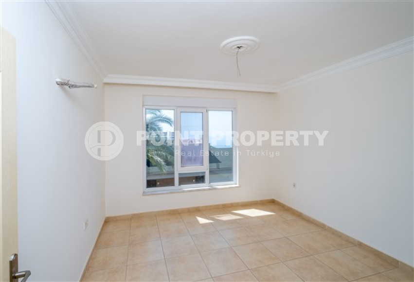 Двухуровневые апартаменты 3+1 в 6 километрах от моря в центральном районе Аланьи.-id-3600-фото-6