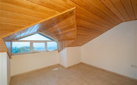 Duplex apartment 3+1 6 kilometers from the sea in the central area of Alanya.-id-3600-photo-9