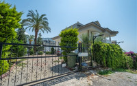 Duplex apartment 3+1 6 kilometers from the sea in the central area of Alanya.-id-3600-photo-12