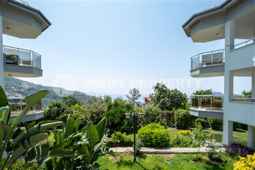 Двухуровневые апартаменты 3+1 в 6 километрах от моря в центральном районе Аланьи.-id-3600-фото-16