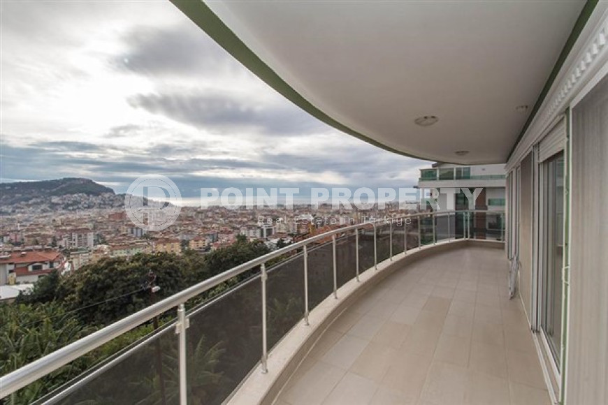 Атмосферная квартира с площадью 105 м2, центр Аланьи, район Бекташ-id-3601-фото-4